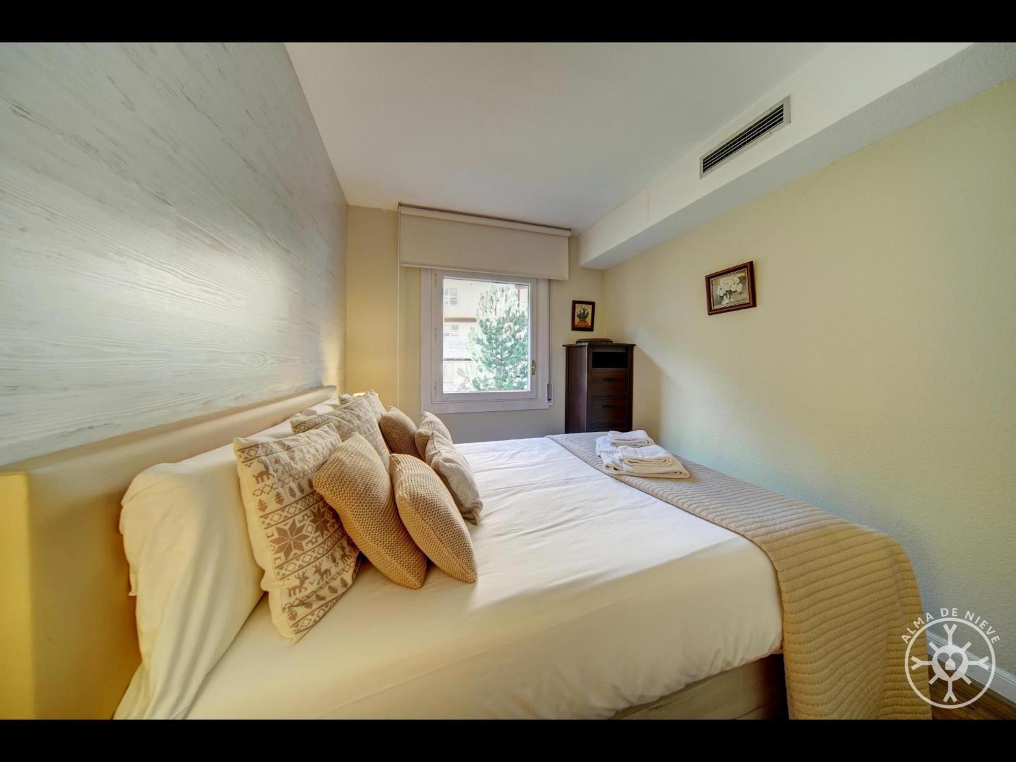 Orri En Baqueira Apartment Naut Aran Exterior photo