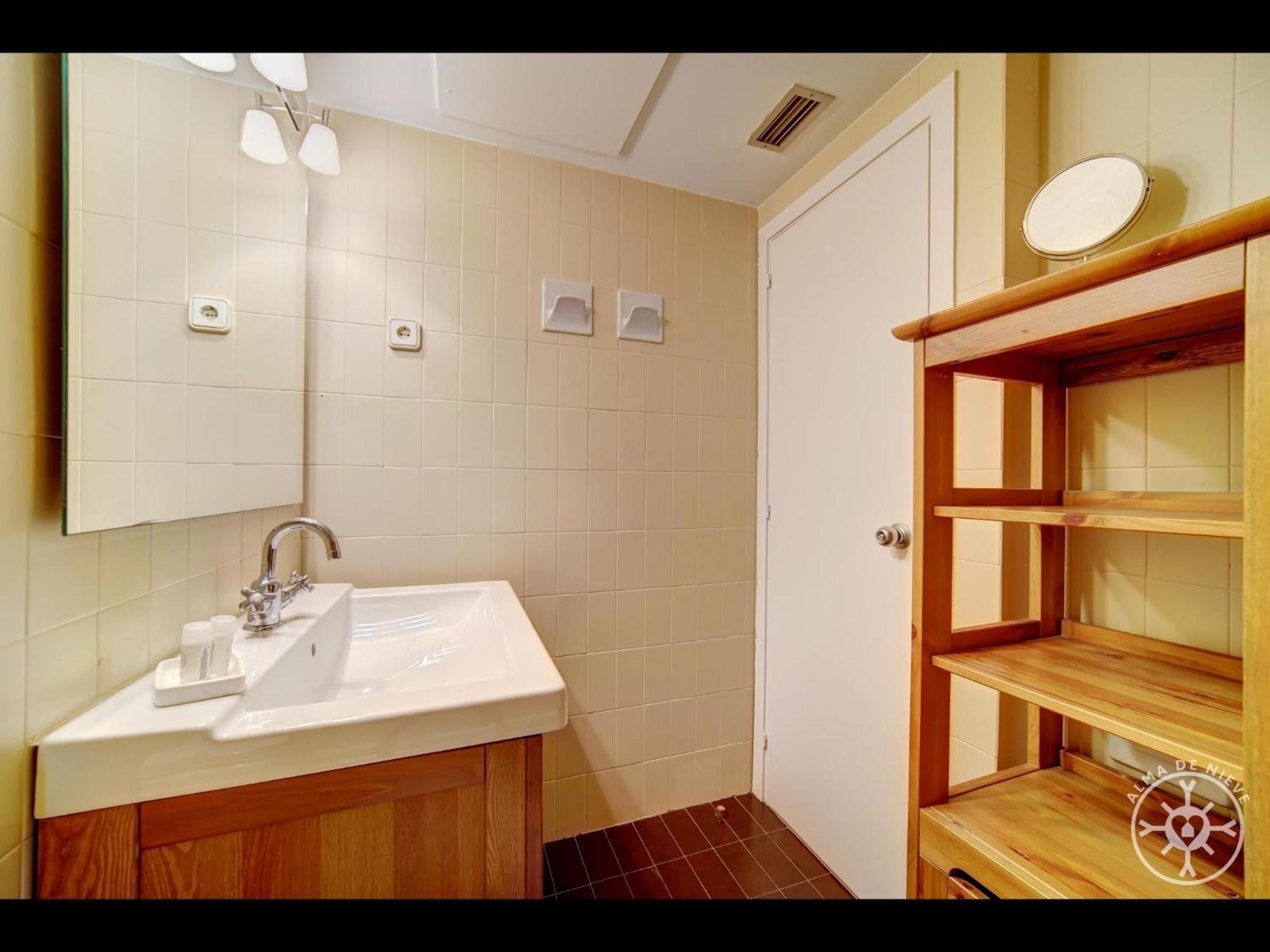 Orri En Baqueira Apartment Naut Aran Exterior photo