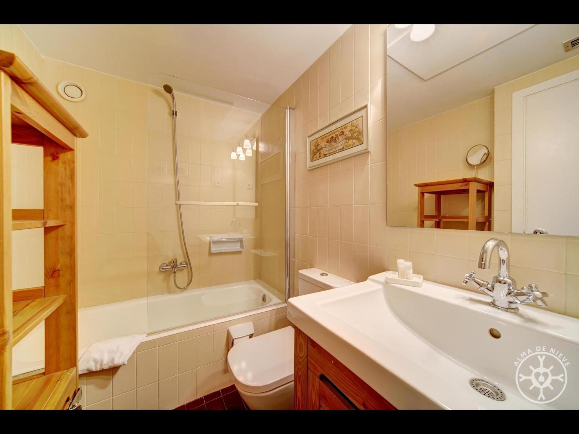 Orri En Baqueira Apartment Naut Aran Exterior photo